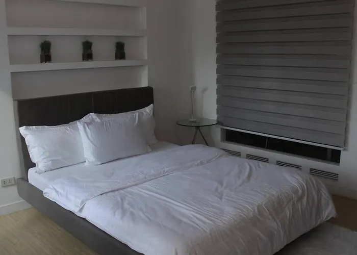 Apartment A2j Luxury 1br Bgc Balcony Near Burgoscircle *
