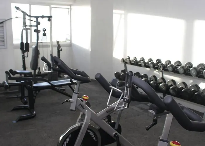 A2j Luxury 1br Bgc Balcony Near Burgoscircle * Manila
