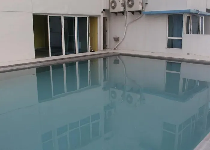 Apartment A2j Luxury 1br Bgc Balcony Near Burgoscircle *