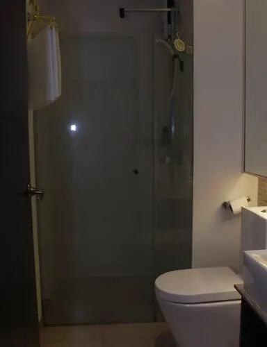 A2j Luxury 1br Bgc Balcony Near Burgoscircle Apartment Manila